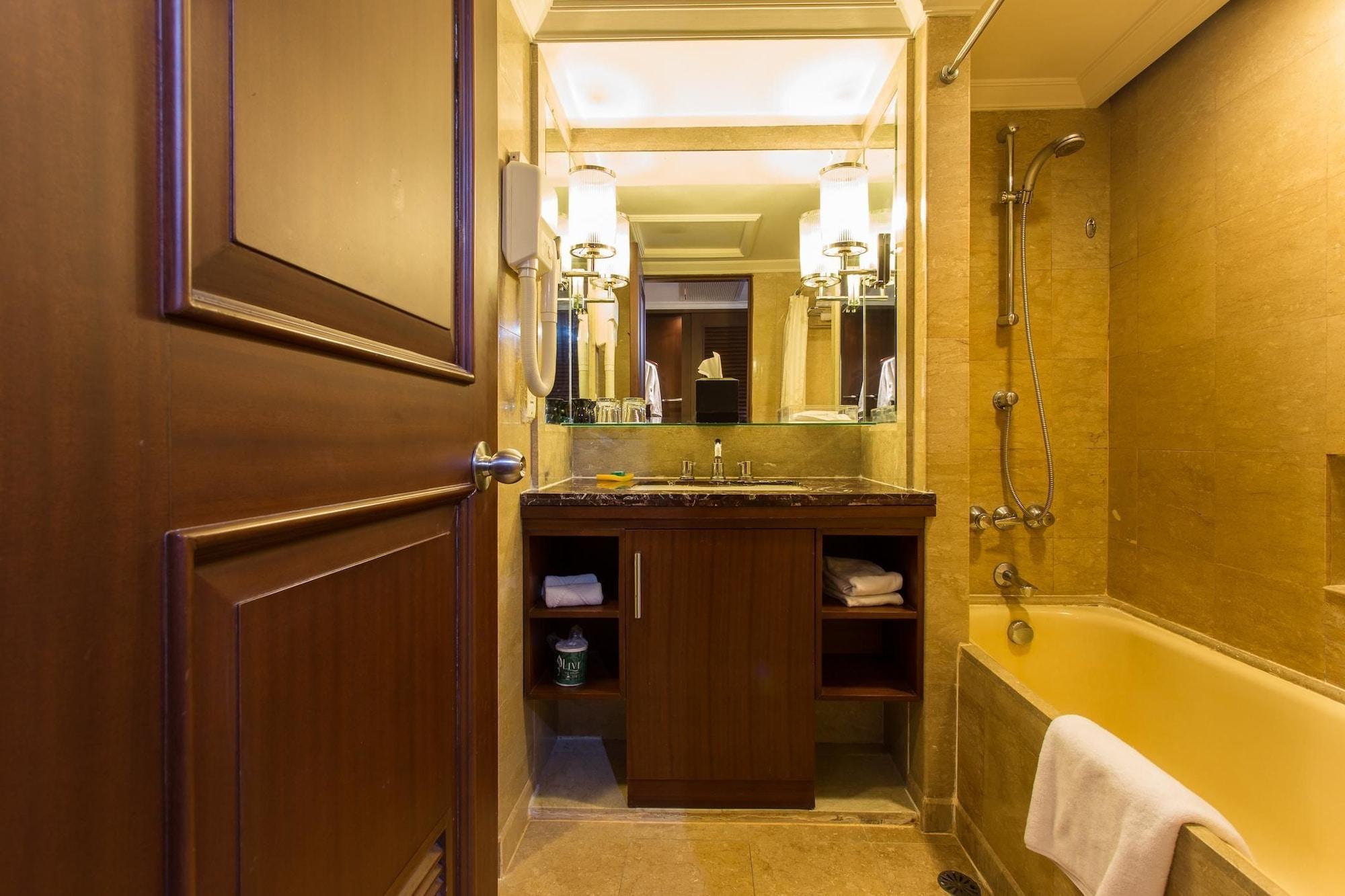 Le Grandeur Hotel Balikpapan Zewnętrze zdjęcie