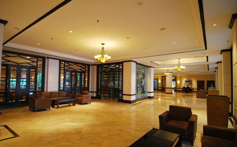 Le Grandeur Hotel Balikpapan Zewnętrze zdjęcie