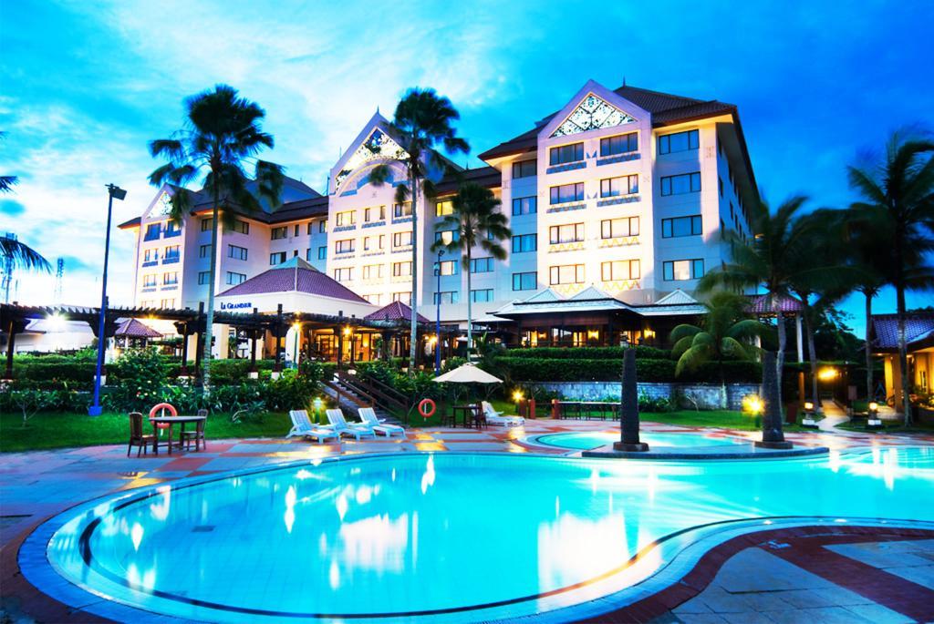 Le Grandeur Hotel Balikpapan Zewnętrze zdjęcie