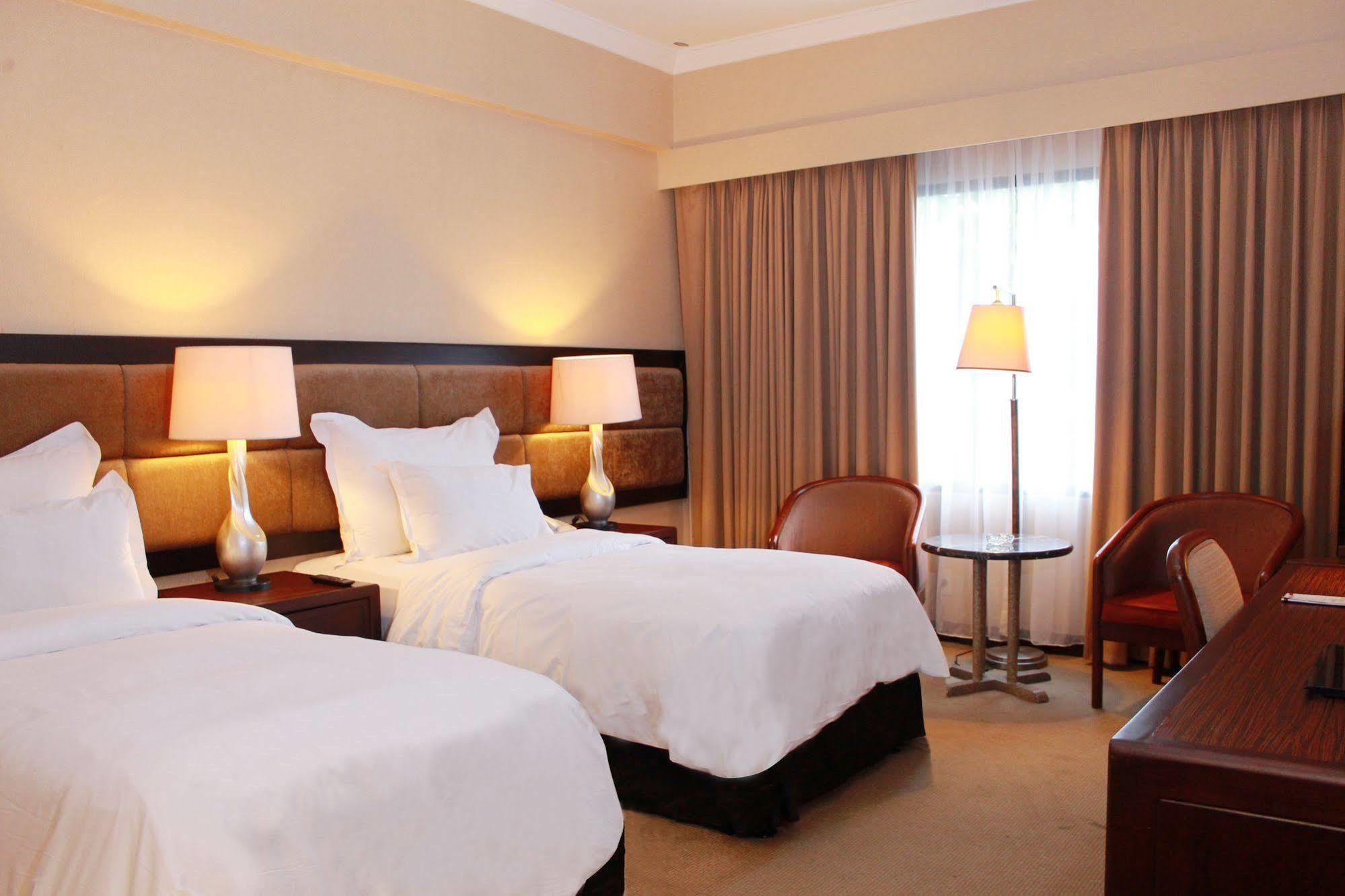 Le Grandeur Hotel Balikpapan Zewnętrze zdjęcie